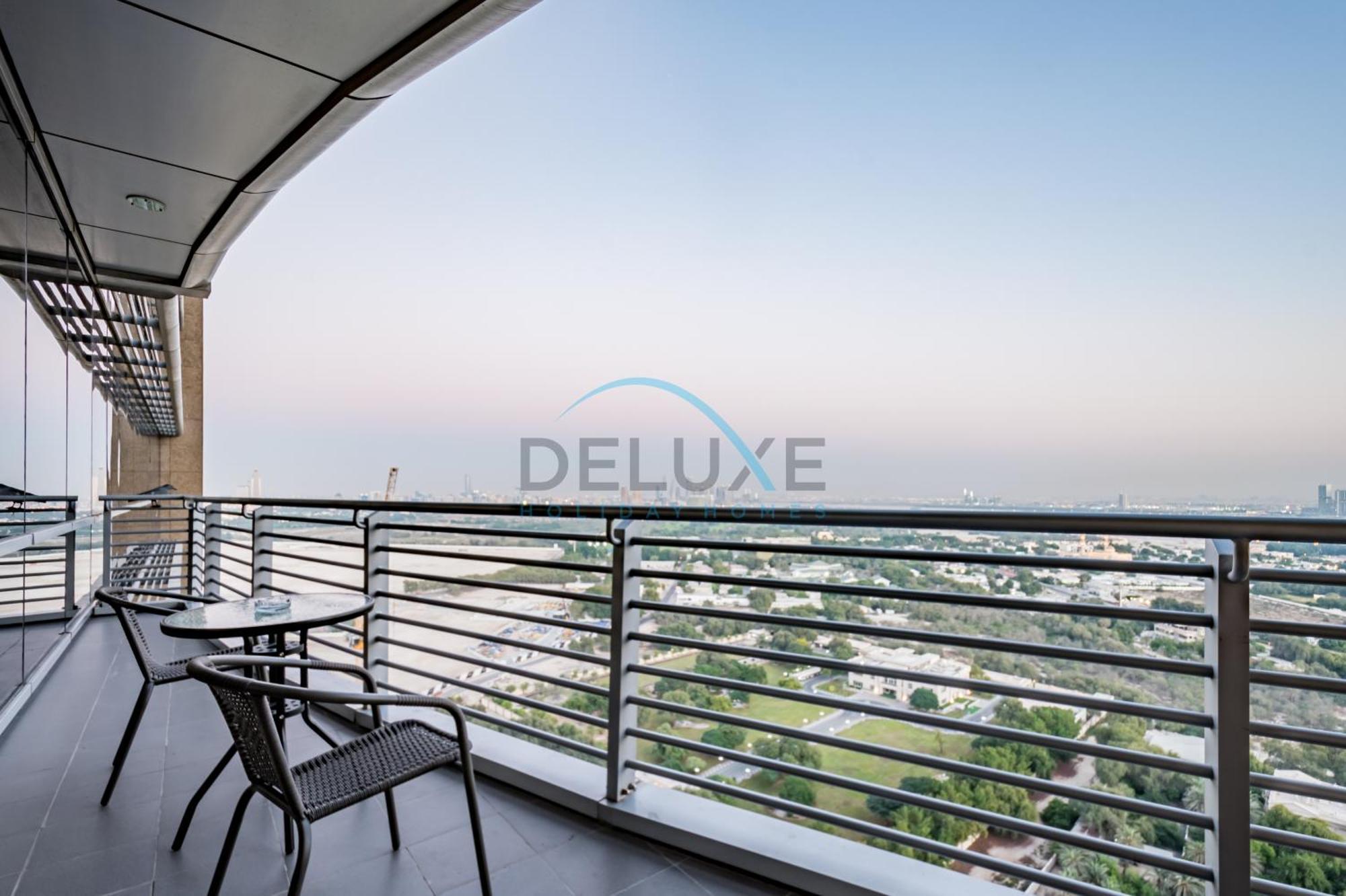 Limited Offer Book Now For A Great Rate & Comfort By Deluxe Holiday Homes دبي المظهر الخارجي الصورة